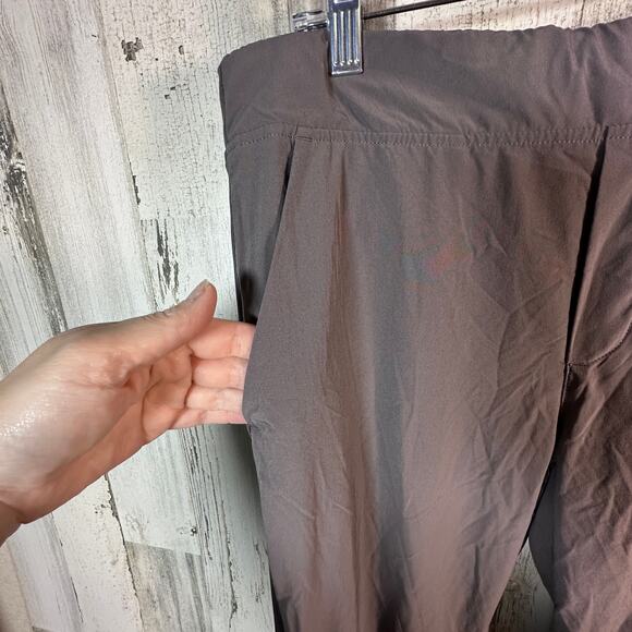 Athleta Grey Athleisure Pants | Sz 12 | Ribbed Side Pockets | Pull-On | Stretch - Picture 5 of 9